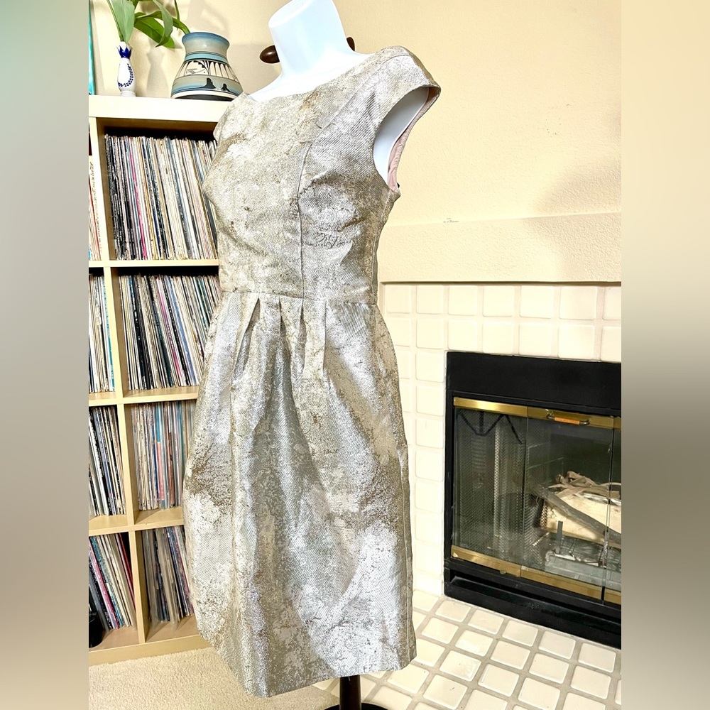 Vintage-vibe, Silver Women's Textured Cocktail Dress